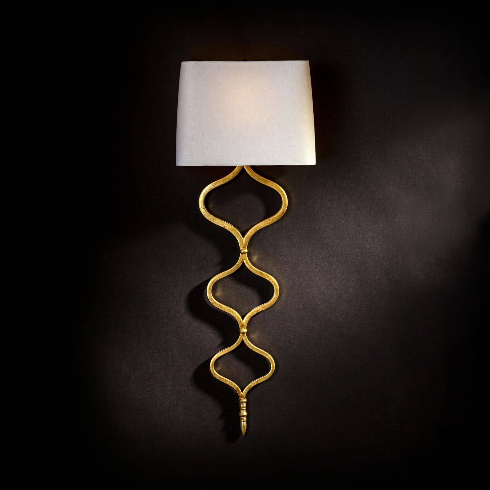 Sinuous Sconce | Regina Andrew Detroit